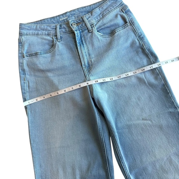 Old Navy Wow Wide Leg Jeans - Picture 5 of 10